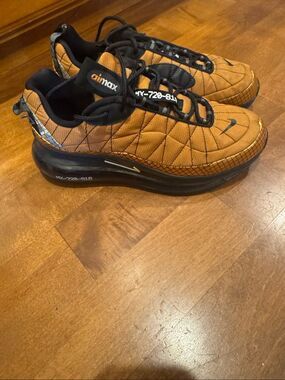 Nike Air MX-720-818 GS 7Y Metallic Copper Black Sneakers CQ4010-800